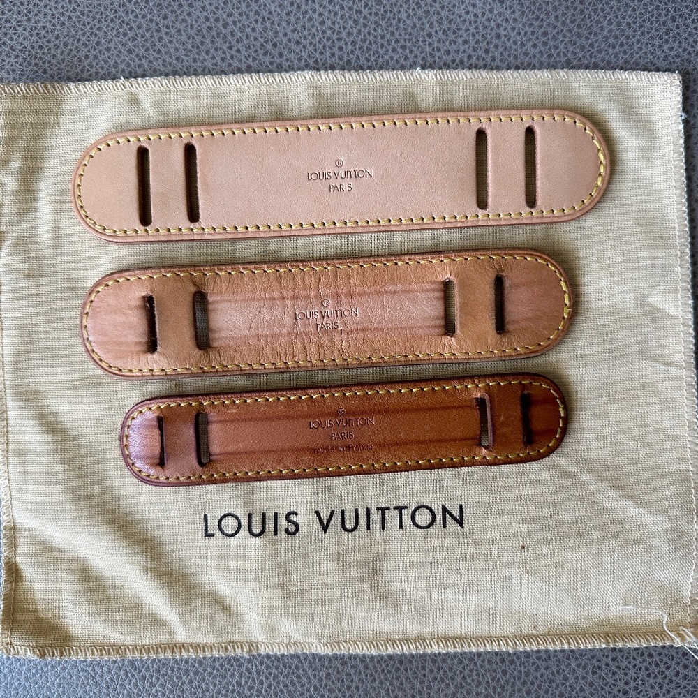 Authentic Louis Vuitton Shoulder Pads Grippers (Set of 3)